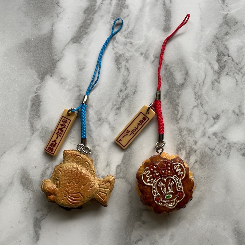 Tokyo Disney Resort- Foo strap keychains. Minnie Okonomiyaki - Flounder Taiyaki